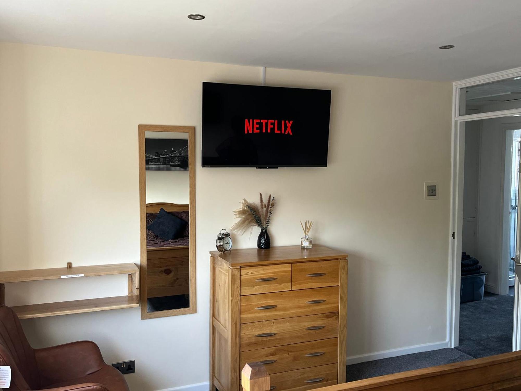Wilford Charm Spacious 3Br Retreat In Nottingham Bagian luar foto