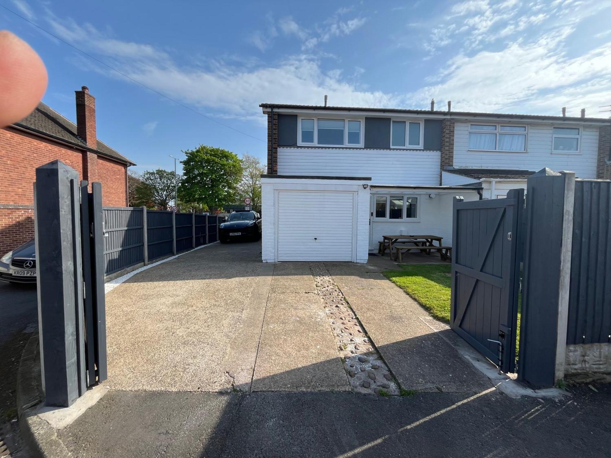 Wilford Charm Spacious 3Br Retreat In Nottingham Bagian luar foto